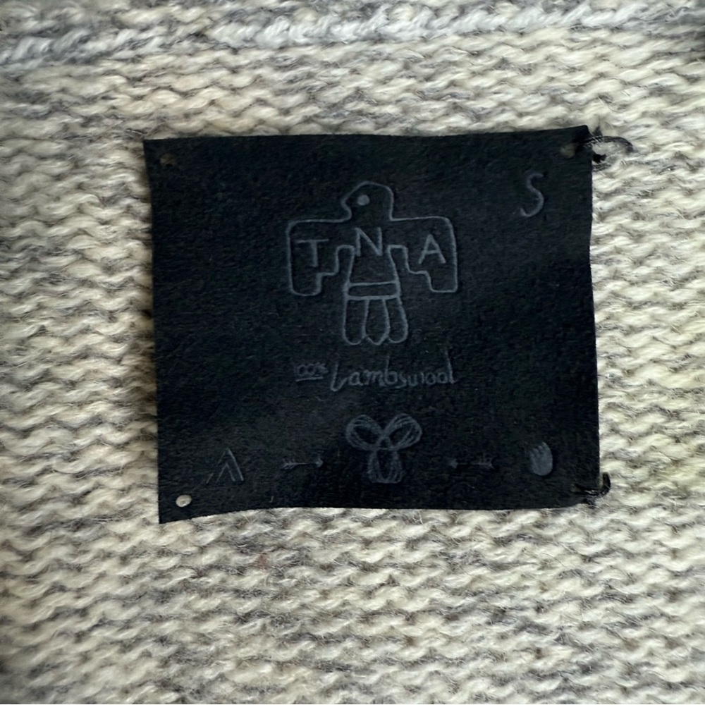 TNA Women's Cardigan with Cream and Black Design wool size XS - Picture 8 of 10
